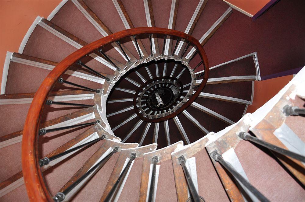 Hotel Moderne Marseille Bagian luar foto