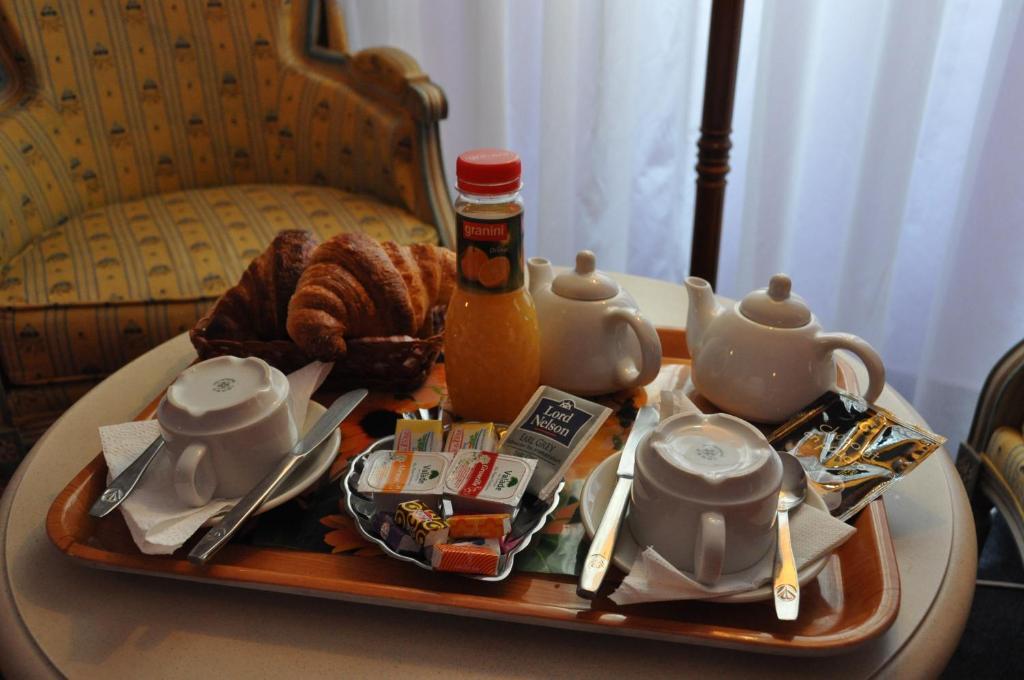 Hotel Moderne Marseille Bagian luar foto