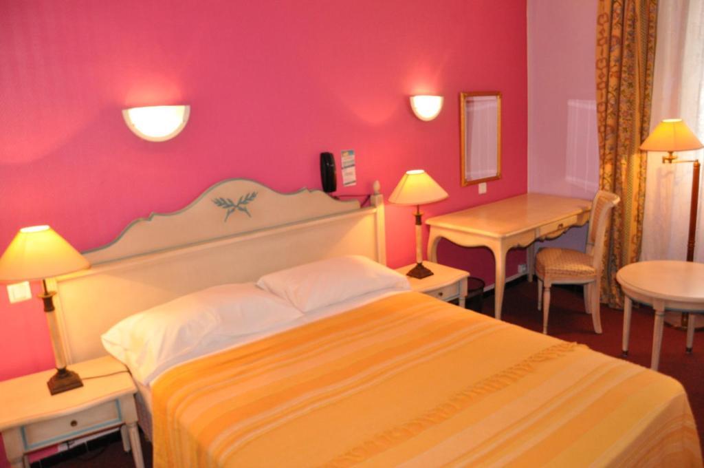 Hotel Moderne Marseille Bagian luar foto