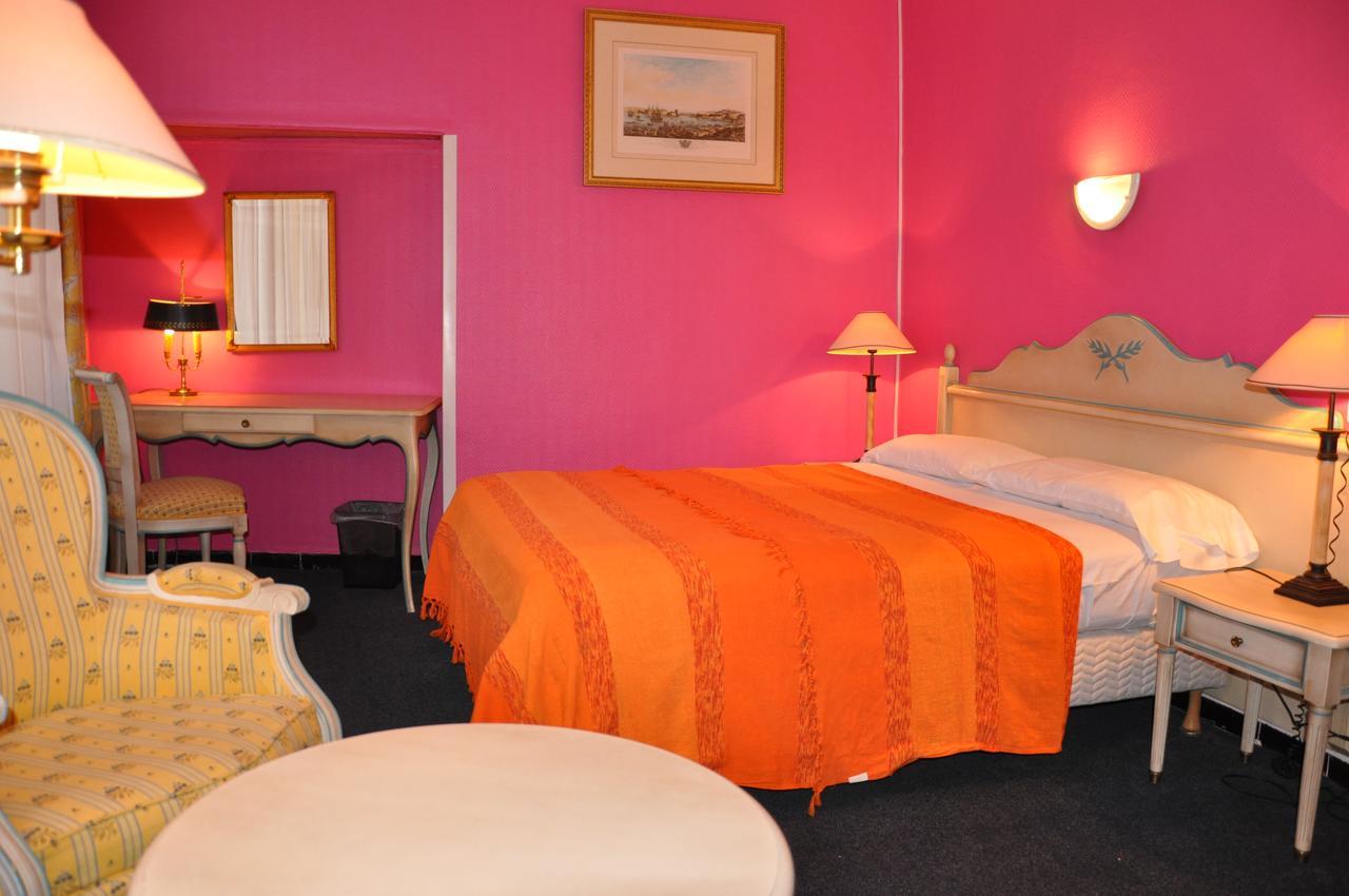 Hotel Moderne Marseille Bagian luar foto