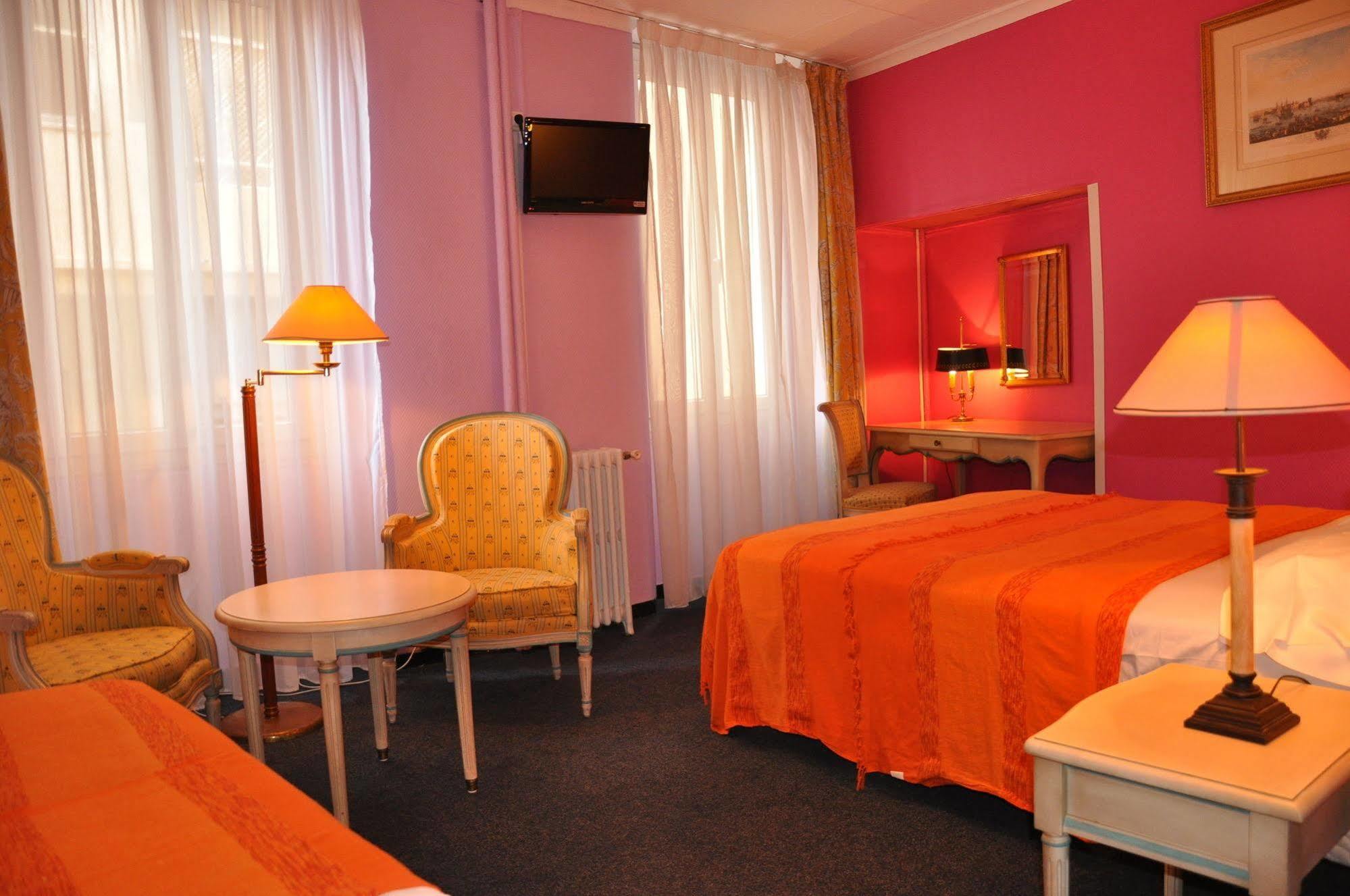Hotel Moderne Marseille Bagian luar foto
