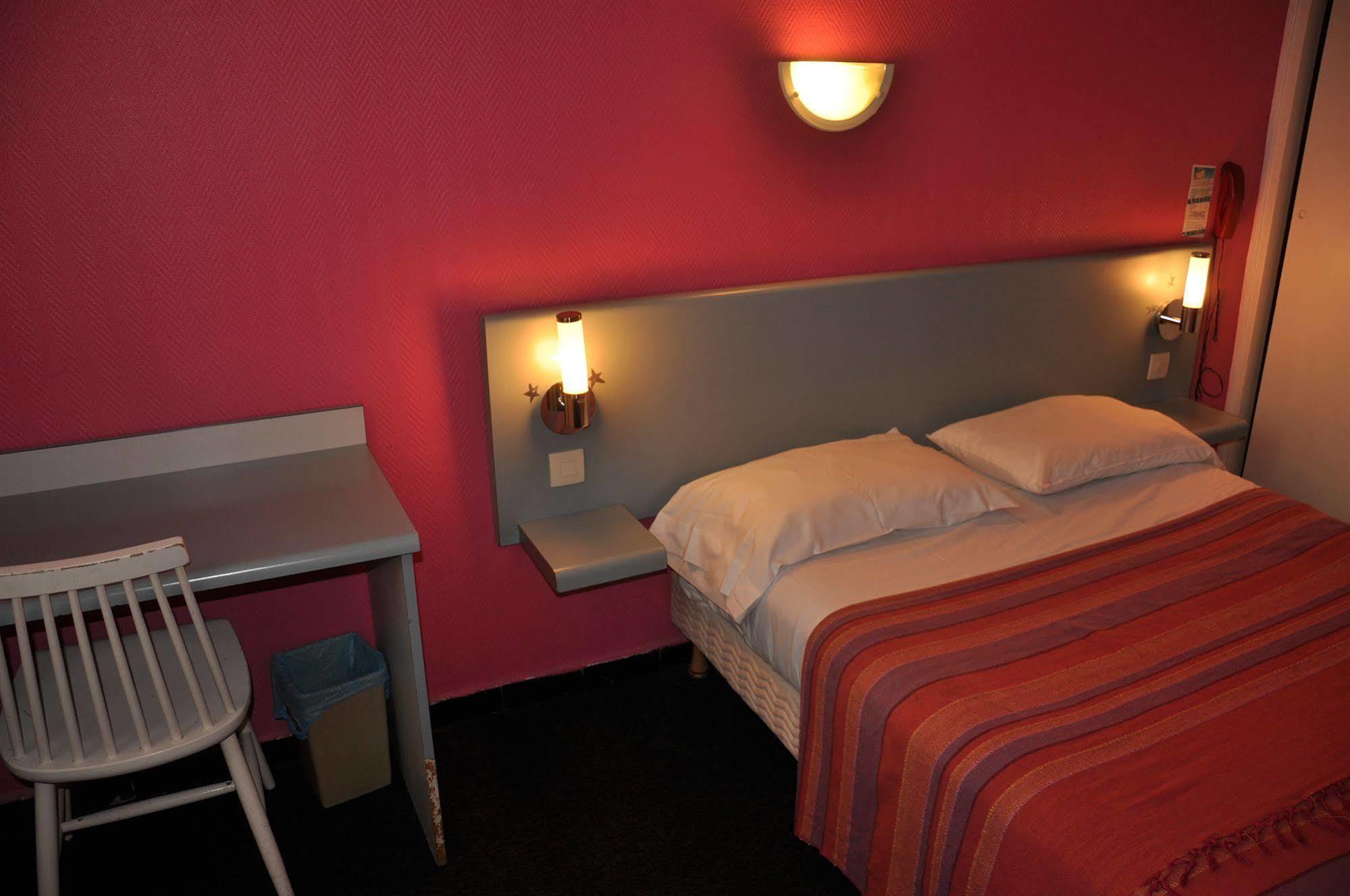 Hotel Moderne Marseille Bagian luar foto
